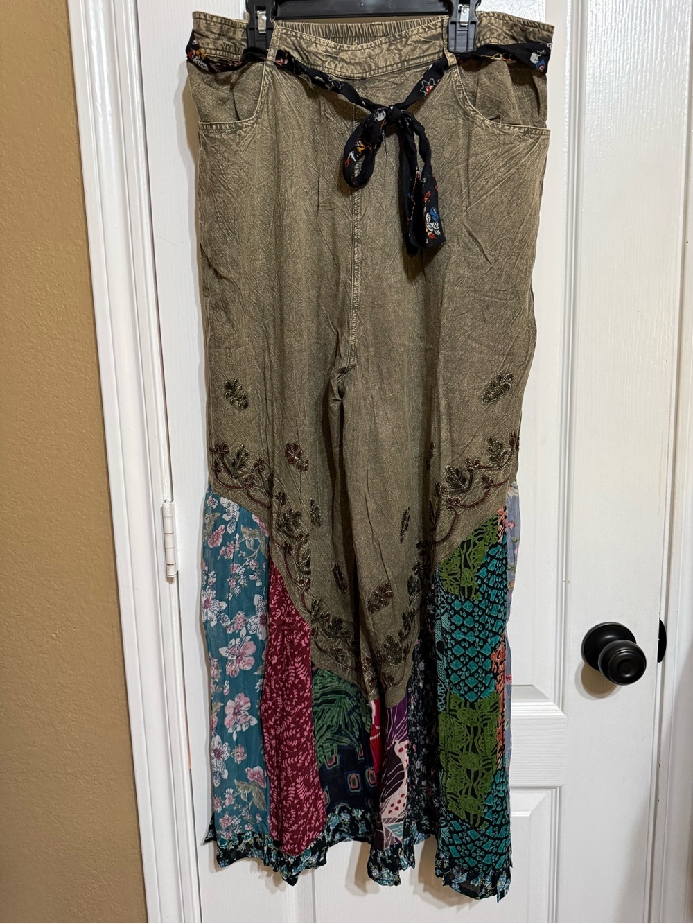 H006 NWT Young Threads XL L w16-20 Boho Olive Wide-Leg Patchwork Pants - Picture 3 of 12
